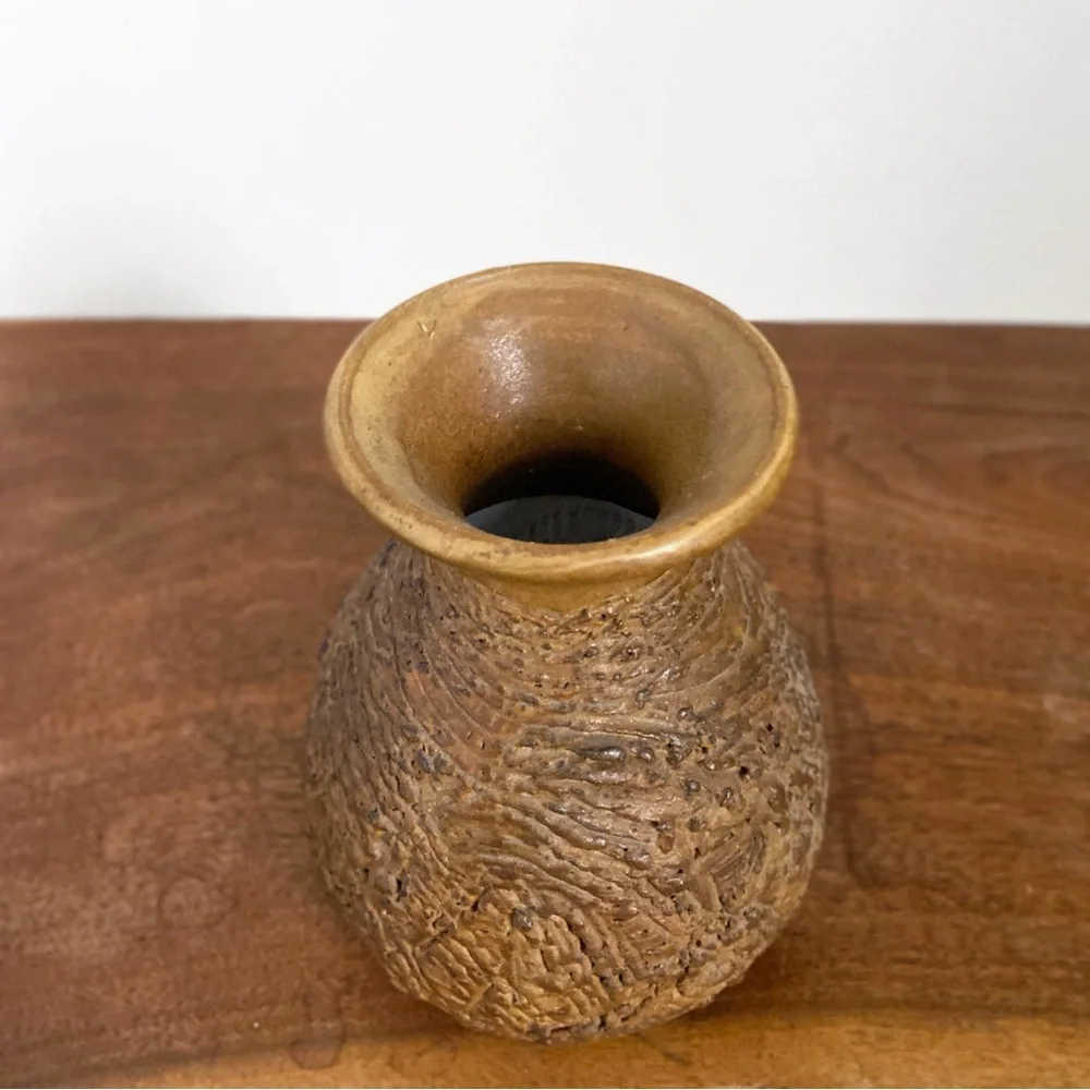 Handmade Art Pottery Vase Signed Bresler - Mid Century Modern Pottery - Picture 2 of 3